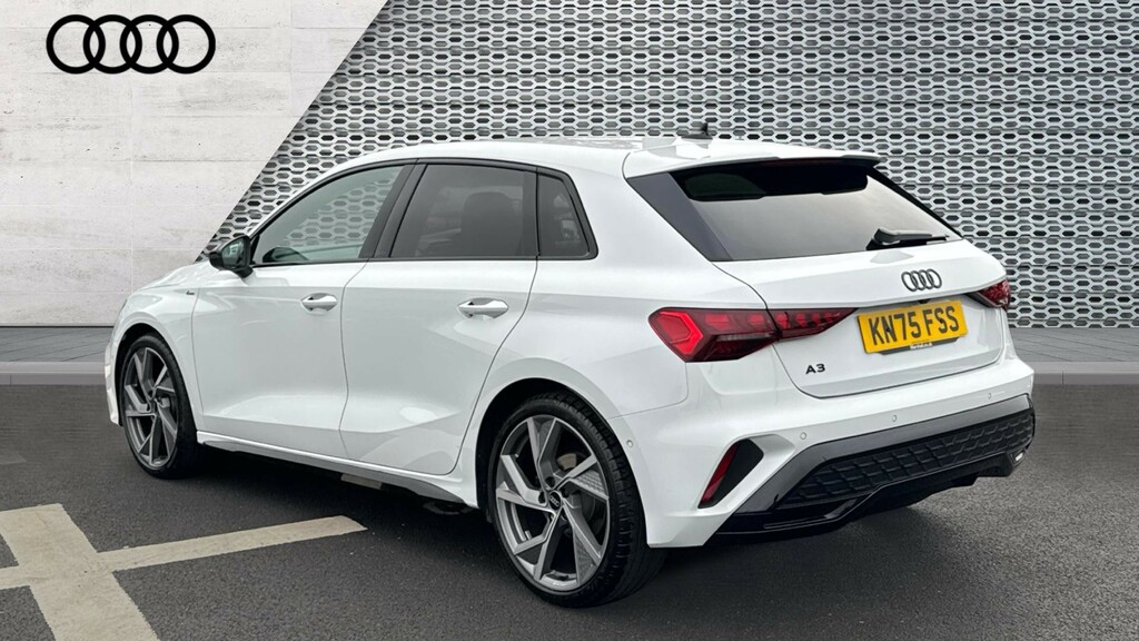 Audi A3 A3 1.5 Tfsi 150 Black Edition S Tronic White #3