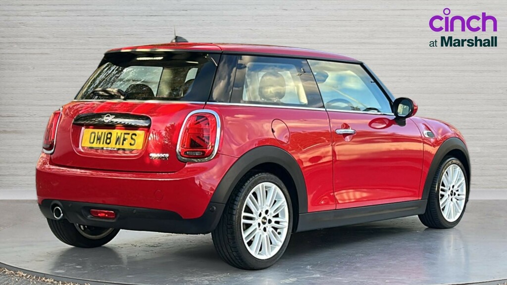 Mini Hatch Hatchback 1.5 Cooper II Red #3