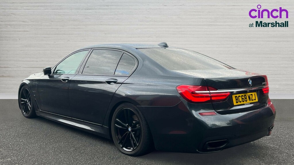 BMW 7 Series 7 Series 740Le Xdrive M Sport Grey #5