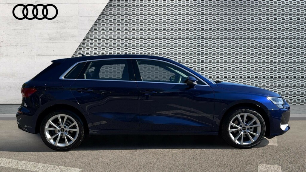 Audi A3 A3 1.5 Tfsi 116 Sport S Tronic Blue #4