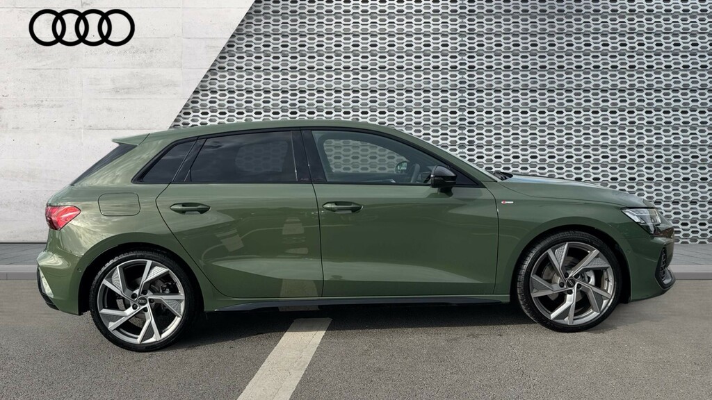 Audi A3 A3 1.5 Tfsi 150 Black Edition S Tronic Green #4