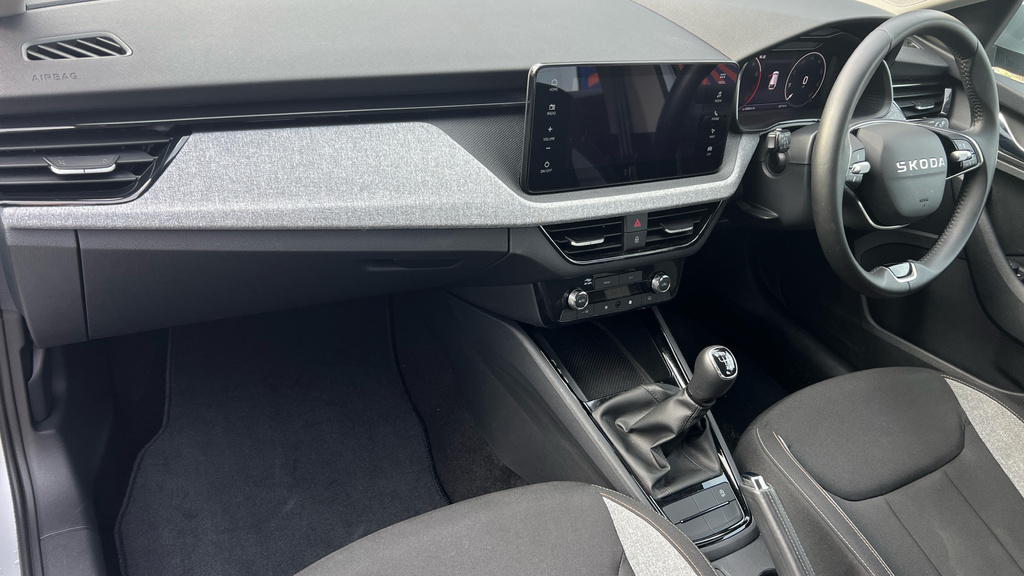 Skoda Scala Scala 1.0 Tsi 116 Se Edition Silver #2