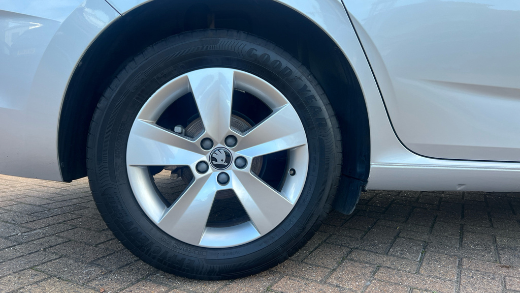 Skoda Scala Scala 1.0 Tsi 116 Se Edition Dsg Silver #5