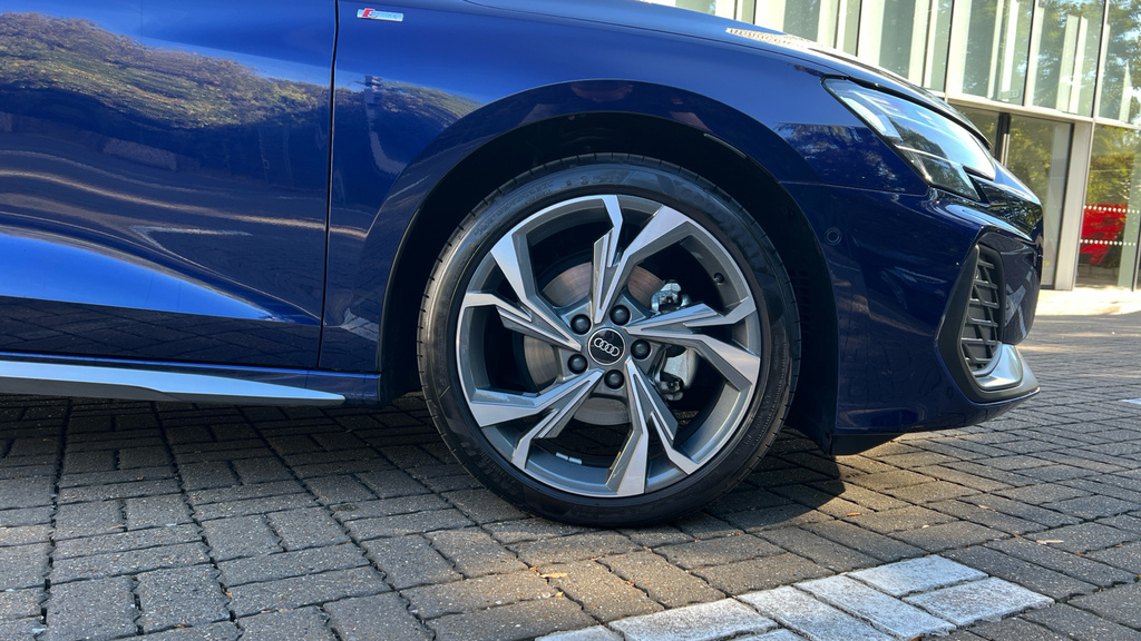 Audi A3 A3 1.5 Tfsi 150 S Line S Tronic Blue #5