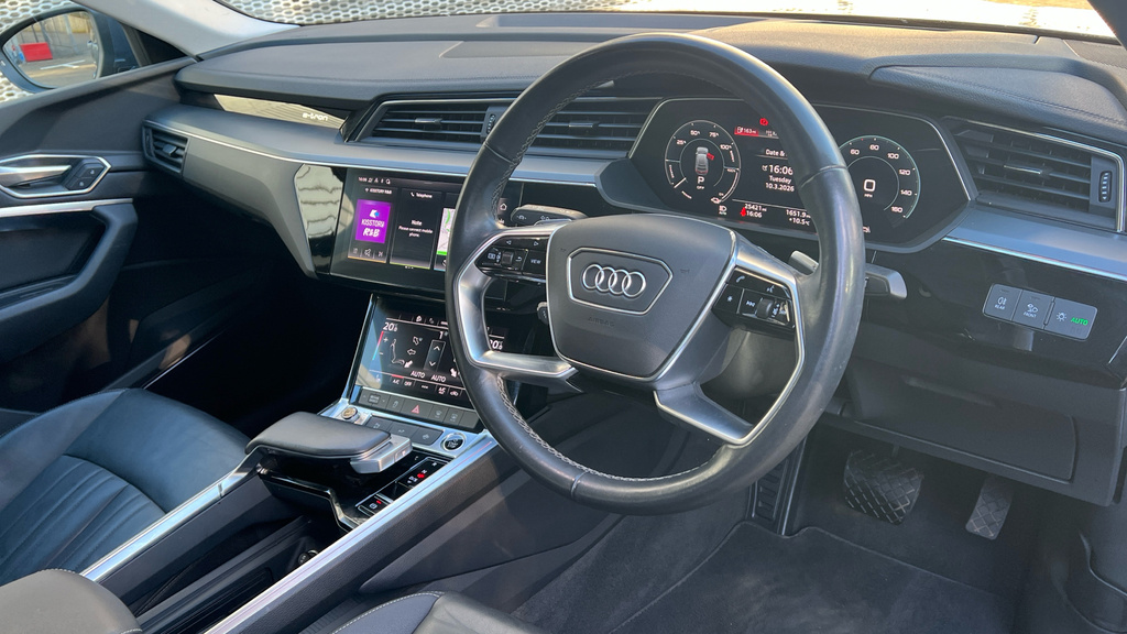 Audi Q8 e tron Q8 250Kw 50 Quattro 95Kwh Sport Grey #6