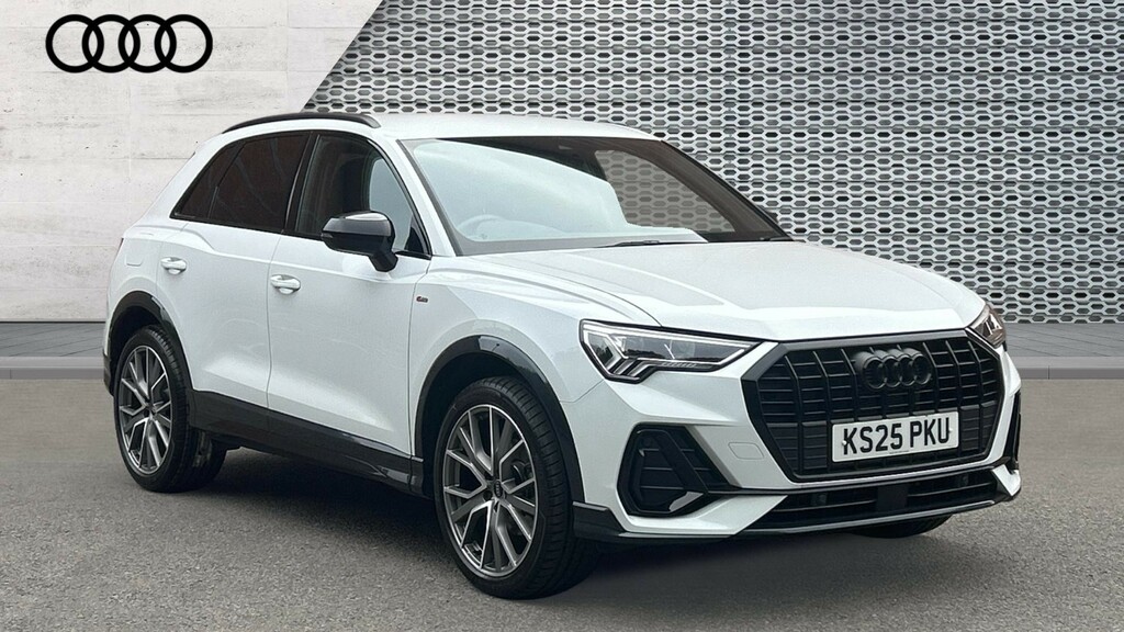 Audi Q3 Q3 35 Tfsi Black Edition S Tronic 20 Alloy White
