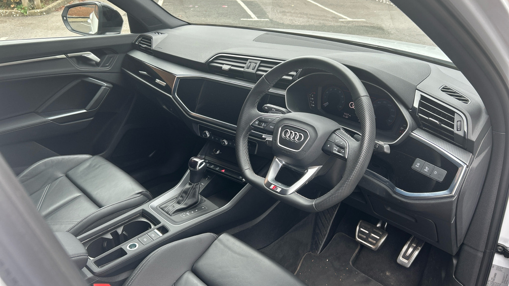 Audi Q3 Q3 35 Tfsi Black Edition S Tronic 20 Alloy White #6