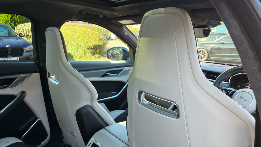 Jaguar F-Pace F-pace 2.0 D200 R-dynamic Hse Black Awd Blue #46