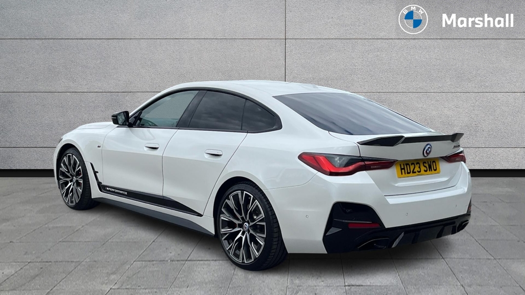 BMW 4 Series 4 Series M440i Xdrive Mht Step M Sport P White #2