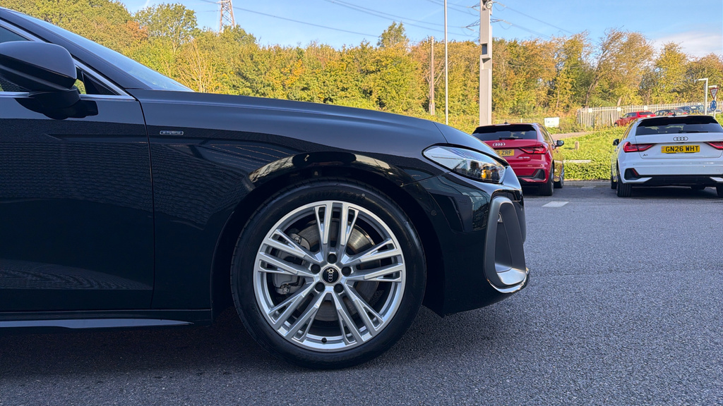 Audi A5 Audi A5 Avant S Line E-hybrid Quattro 299 Ps S Tro Black #5