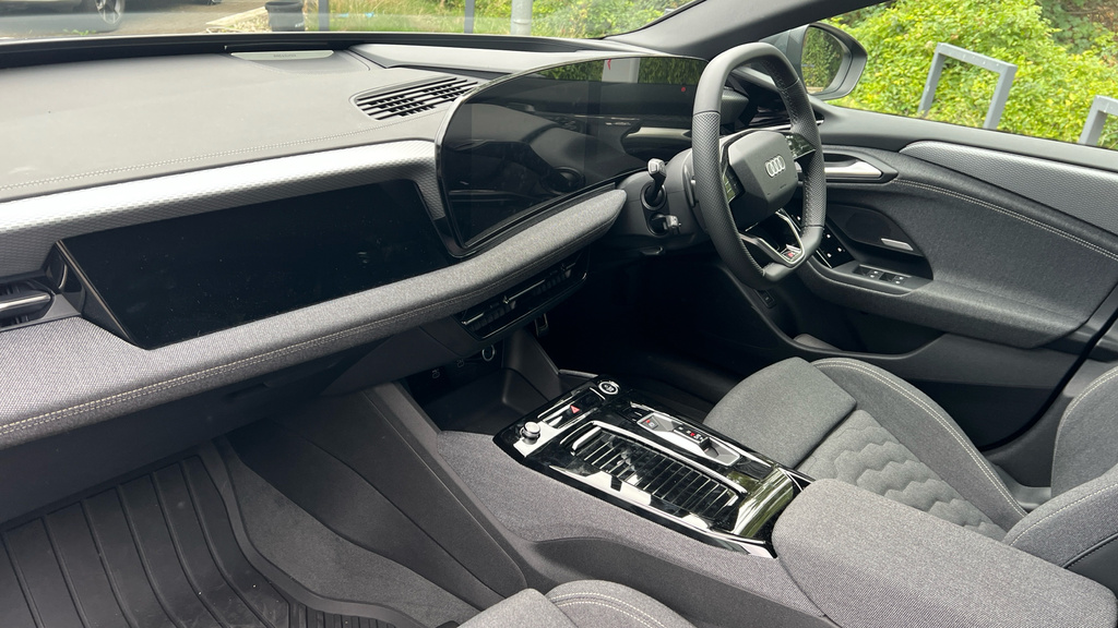 Audi A6 Avant A6 210Kw 83Kwh S Line Grey #2