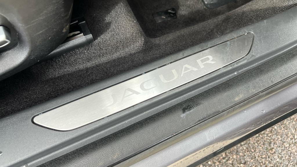 Jaguar I-Pace Hse Grey #41