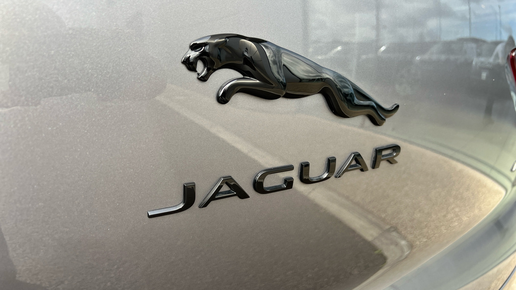 Jaguar I-Pace Hse Grey #35