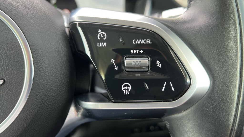 Jaguar I-Pace Hse Grey #46