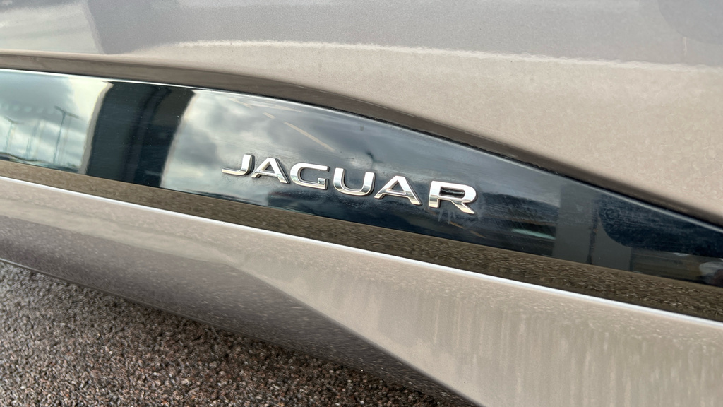 Jaguar I-Pace Hse Grey #30