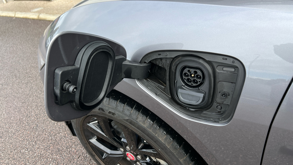 Jaguar I-Pace Hse Grey #37