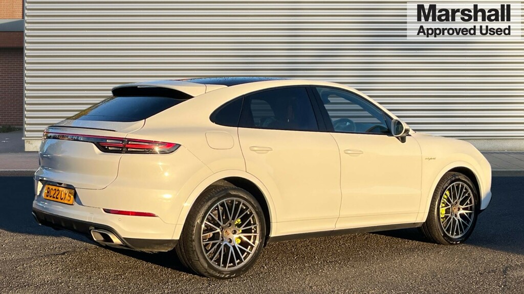 Porsche Cayenne Cayenne Coupe E-hybrid Tiptronic S White #3