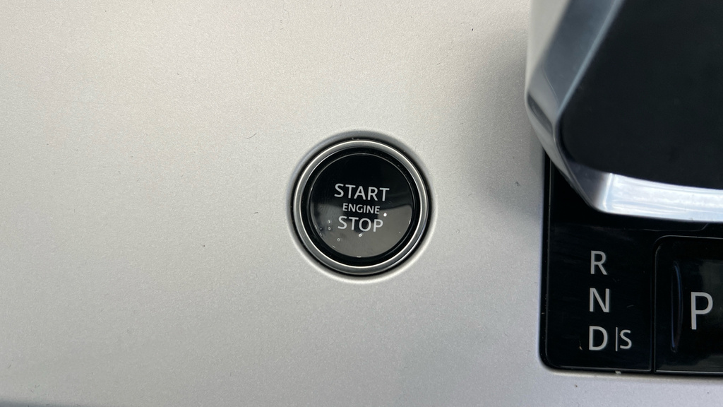 Land Rover Range Rover 3.0 P400 White #56
