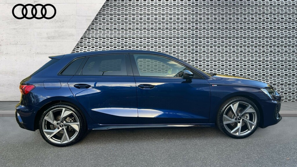 Audi A3 A3 1.5 Tfsi 150 Black Edition S Tronic Blue #4
