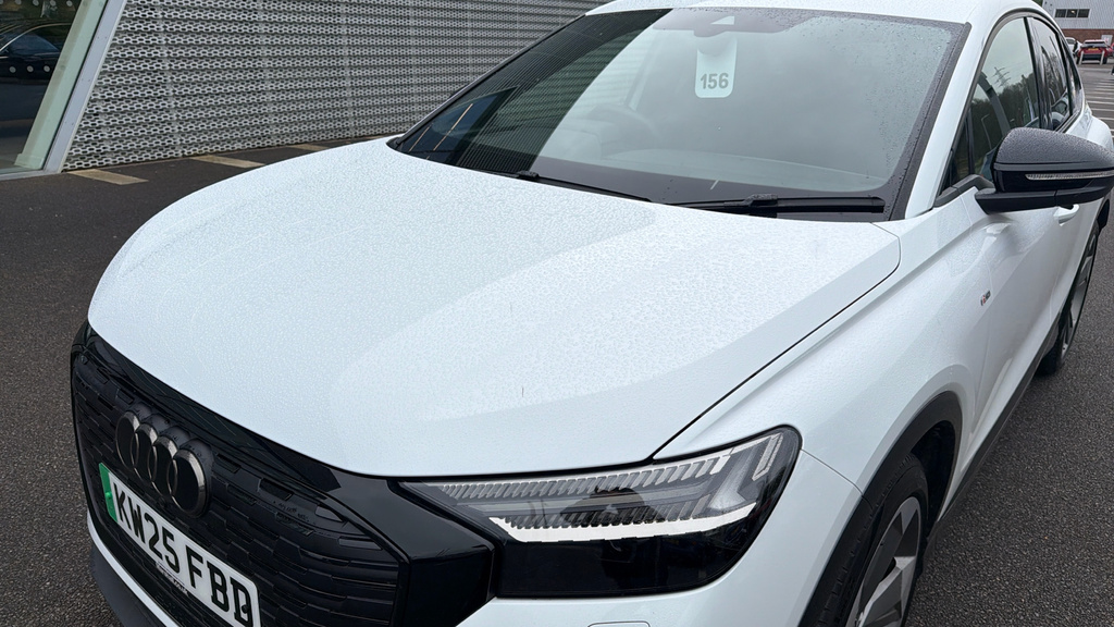 Audi Q4 E Tron 45 S Line Sportback 82Kwh 286 P Blue #20