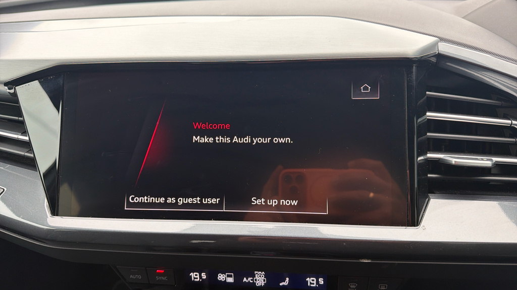 Audi Q4 E Tron 45 S Line Sportback 82Kwh 286 P Blue #25