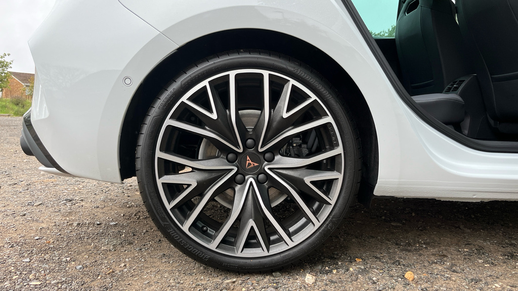 Cupra Leon Leon 2.0 Tsi 300 Vz2 Dsg White #5