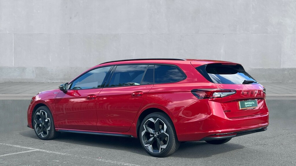 Skoda Superb Superb 1.5 Tsi Iv Sportline Dsg Red #3