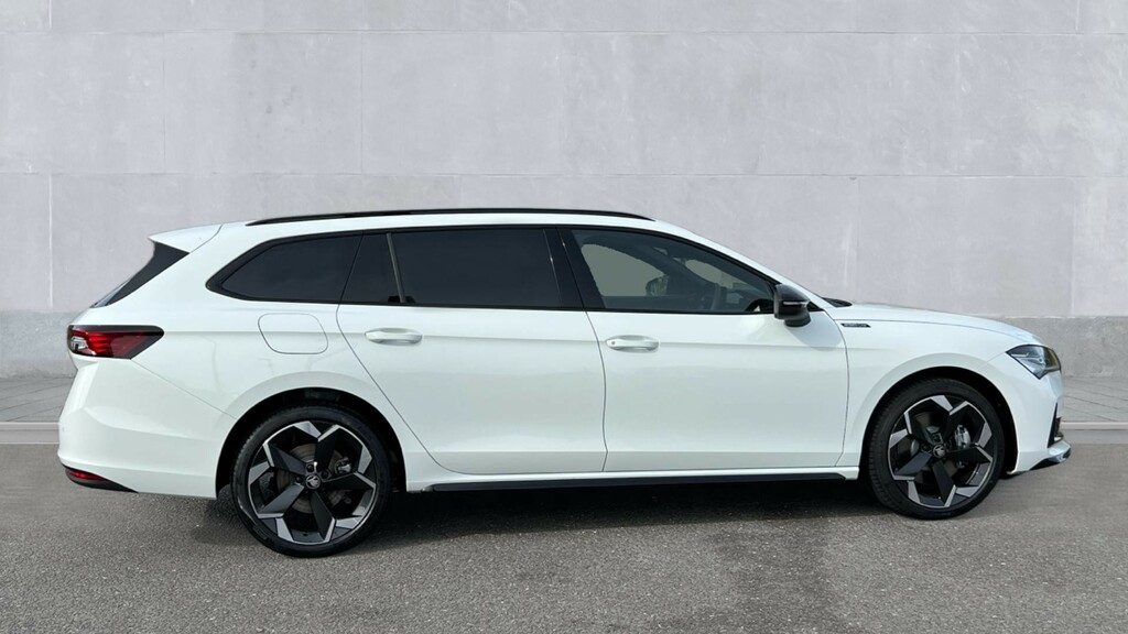 Skoda Superb Superb Estate Sportline 1.5 Tsi Iv 204 Ps Dsg White #4