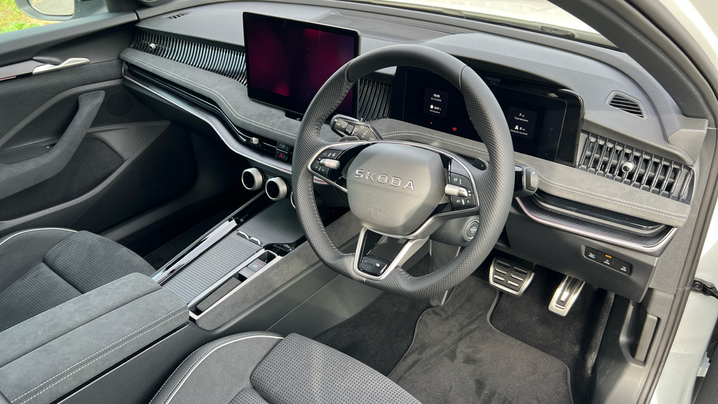 Skoda Superb Superb Estate Sportline 1.5 Tsi Iv 204 Ps Dsg White #6