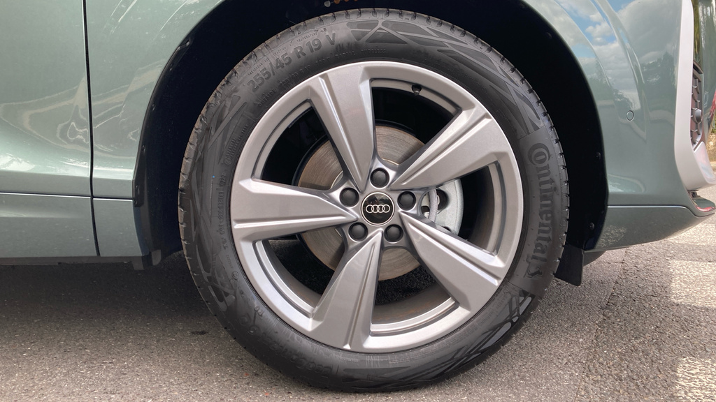 Audi Q3 Q3 1.5 Tfsi S Line S Tronic Green #5