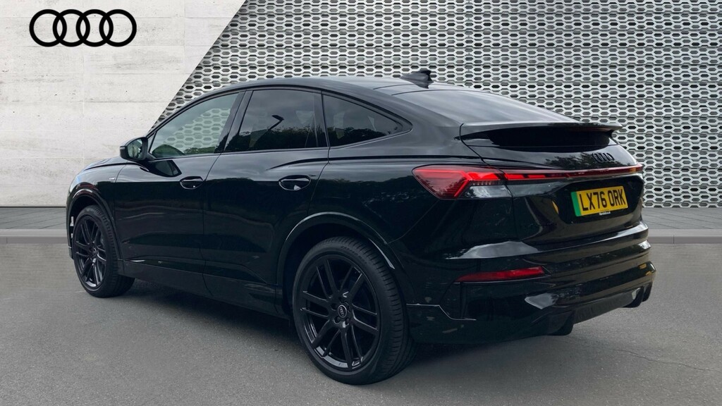 Audi Q4 E Tron Q4 210Kw Performance 82Kwh Vorsprung Black #3