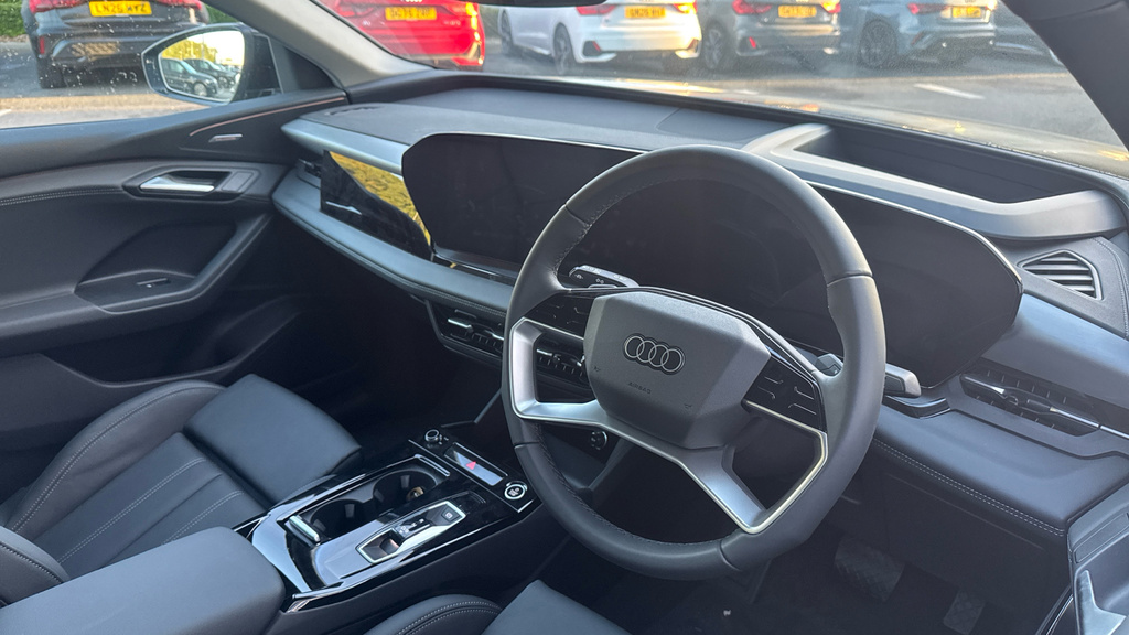 Audi Q6 E-Tron Audi Q6 Sportback Sport E-tron 185,00 Kw Black #6