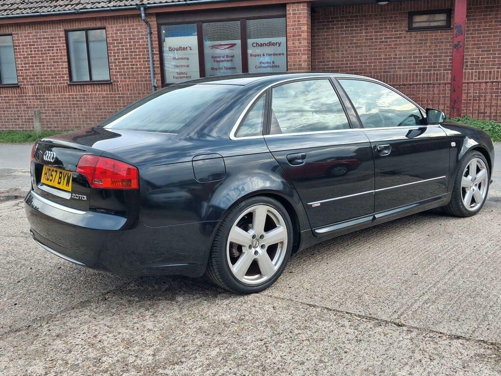 Audi A4 2.0 Tdi S Line Black #6
