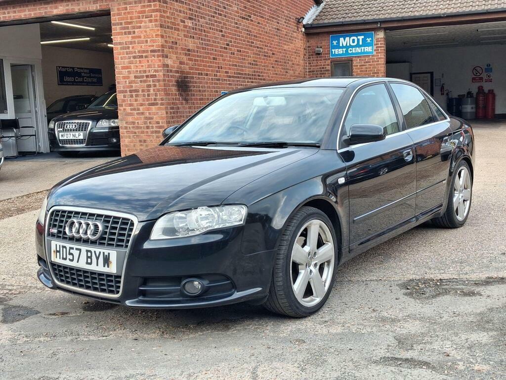 Audi A4 2.0 Tdi S Line Black #4