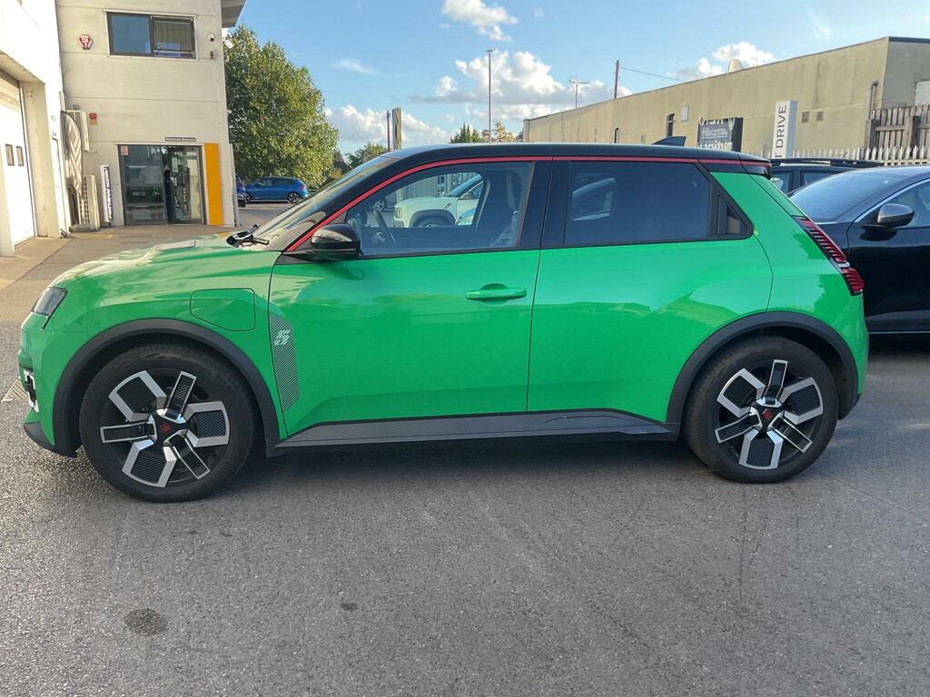 Renault 5 E-Tech Comfort Range 52Kwh Techno Green #6