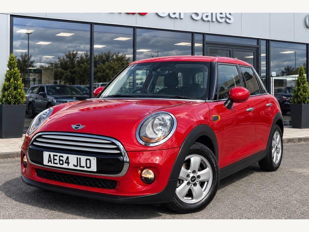Mini Hatch 1.5 Cooper D Euro 6 S S Red