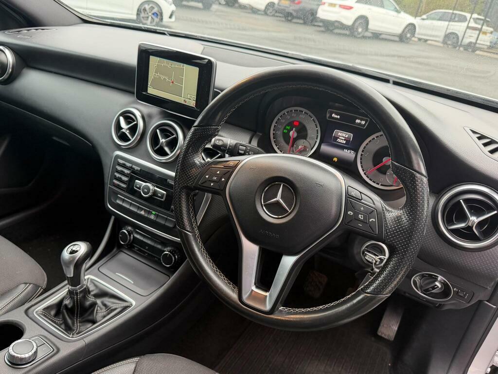 Mercedes-Benz A Class A180 Se 2015 Blue #7