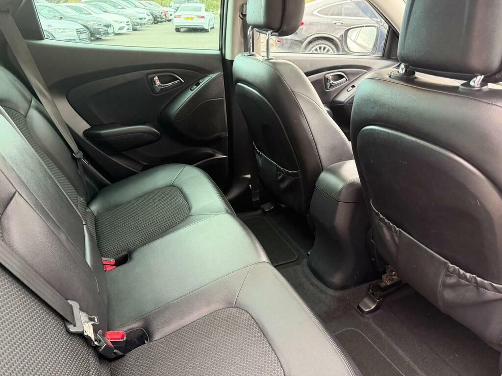 Hyundai Ix35 1.7 Crdi Premium Euro 5 S S Black #6