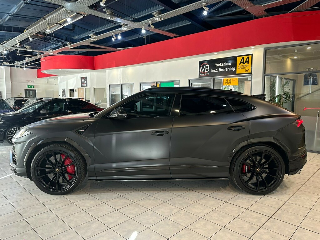Lamborghini Urus Estate Satin Black Wrap. 2018 Black #4