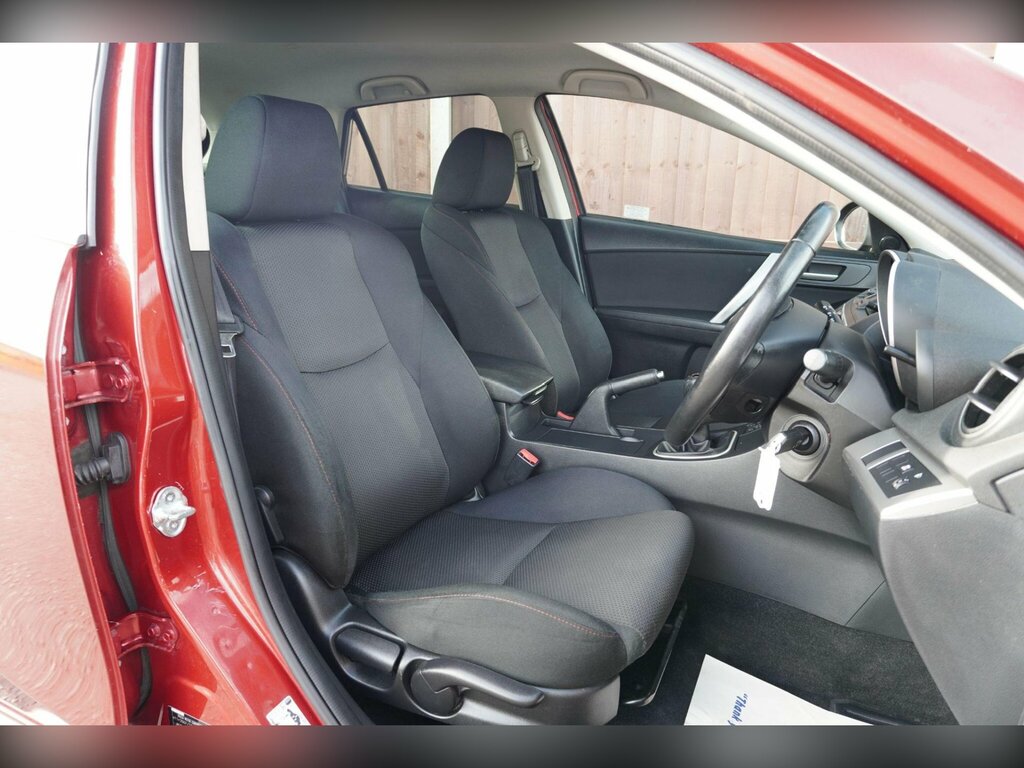 Mazda 3 1.6 Venture Euro 5 White #14