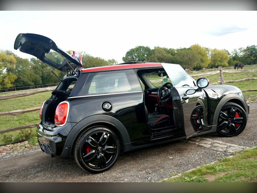 Mini Hatch Hatchback 1.5 Cooper Euro 6 Ss 201515 Green #24