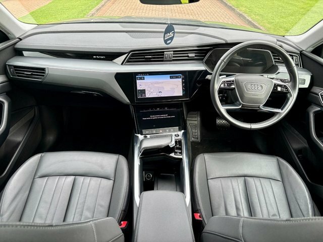 Audi Q8 e tron 250Kw 50 Quattro 95Kwh Black Edition Grey #12