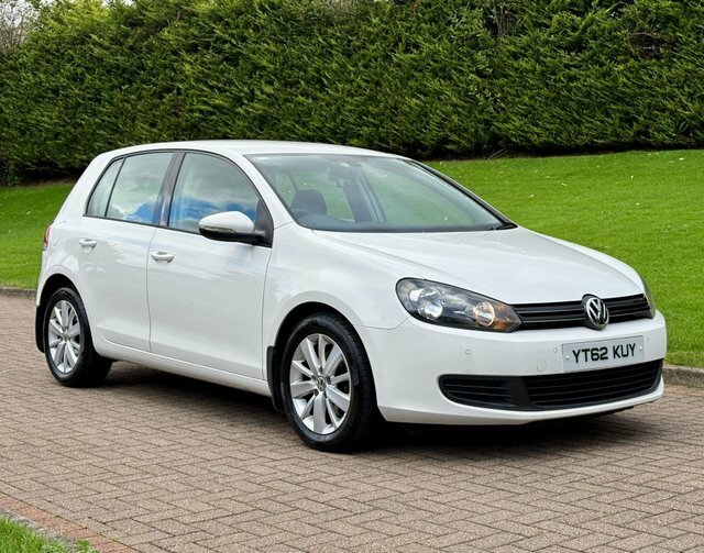 Volkswagen Golf 1.6 Tdi Match Hatchback White