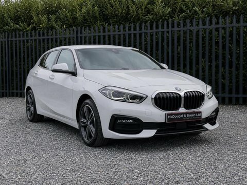 BMW 1 Series 1.5 118I Sport White #3