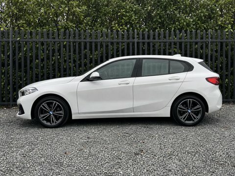 BMW 1 Series 1.5 118I Sport White #4