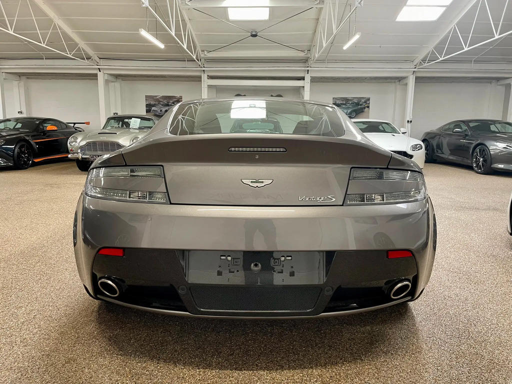 Aston Martin Vantage Vantage S  #4