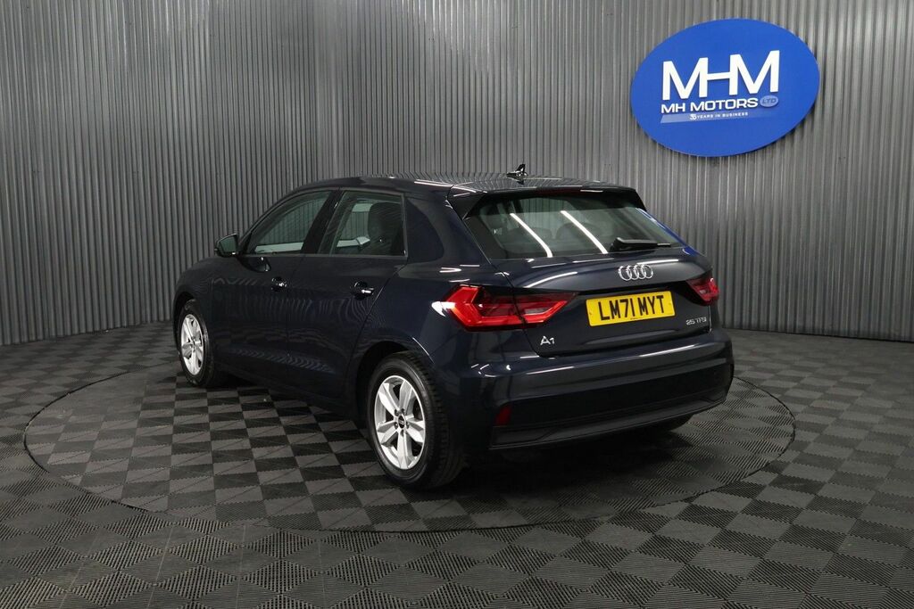 Audi A1 Tfsi 25 Technik Sportback Blue #4