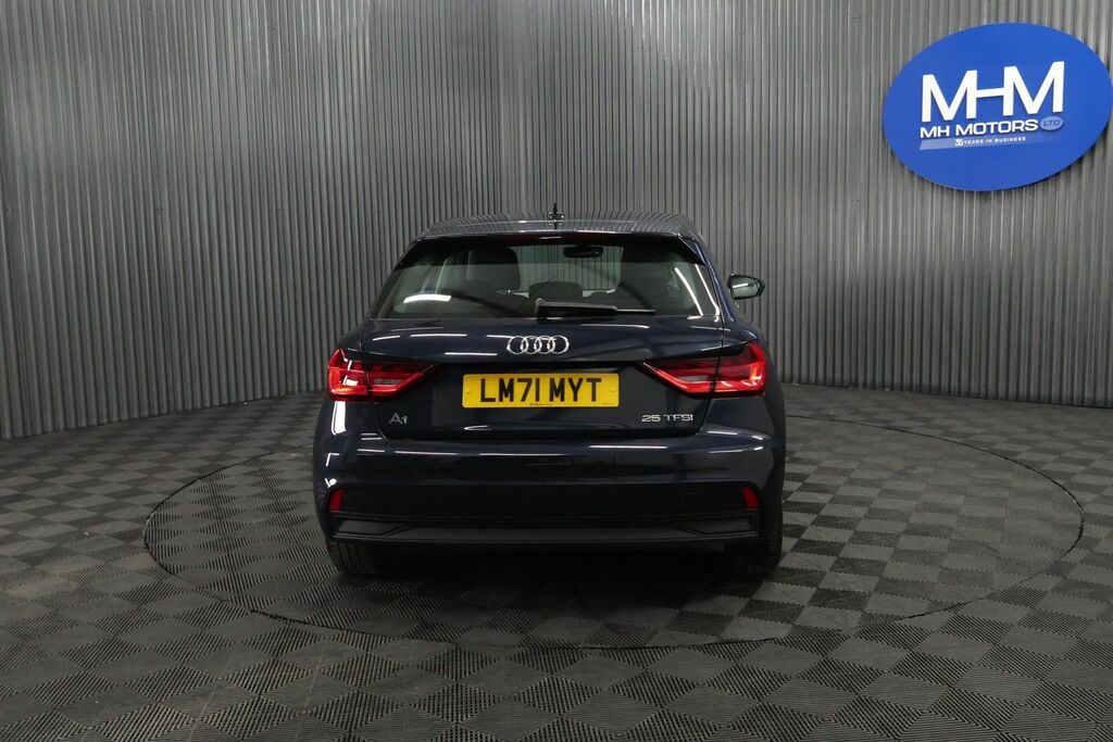 Audi A1 Tfsi 25 Technik Sportback Blue #5