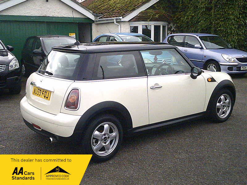 Mini Hatch 1.6L One Blue #14