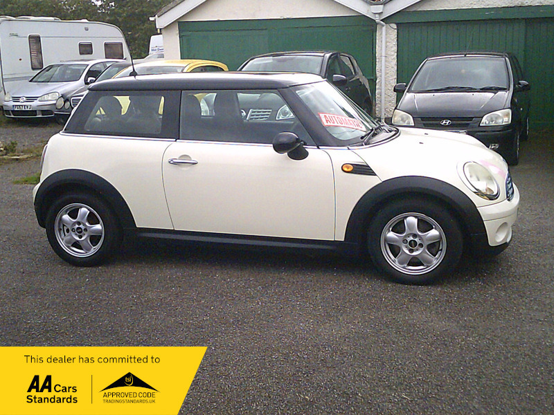 Mini Hatch 1.6L One Blue #15